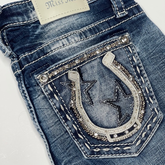 $114 Miss Me 26 Embroidery Wild Horseshoe Bootcut Jean Stars Mid-rise Flare Logo - Picture 1 of 4